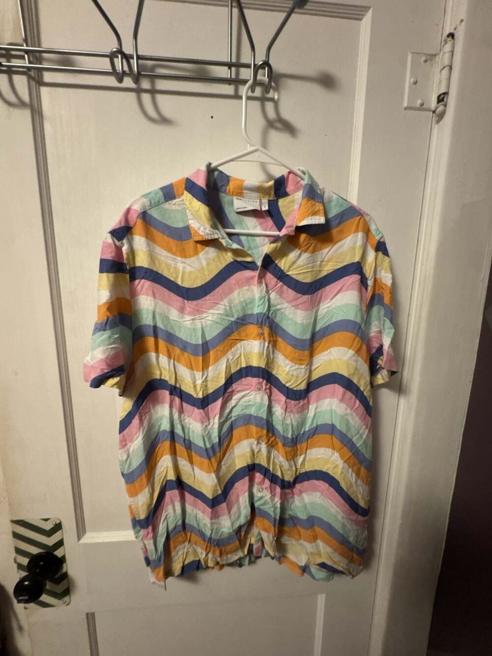 ASOS DESIGN Pastel Wavy Stripe Short Sleeve Button-Down Shirt XL